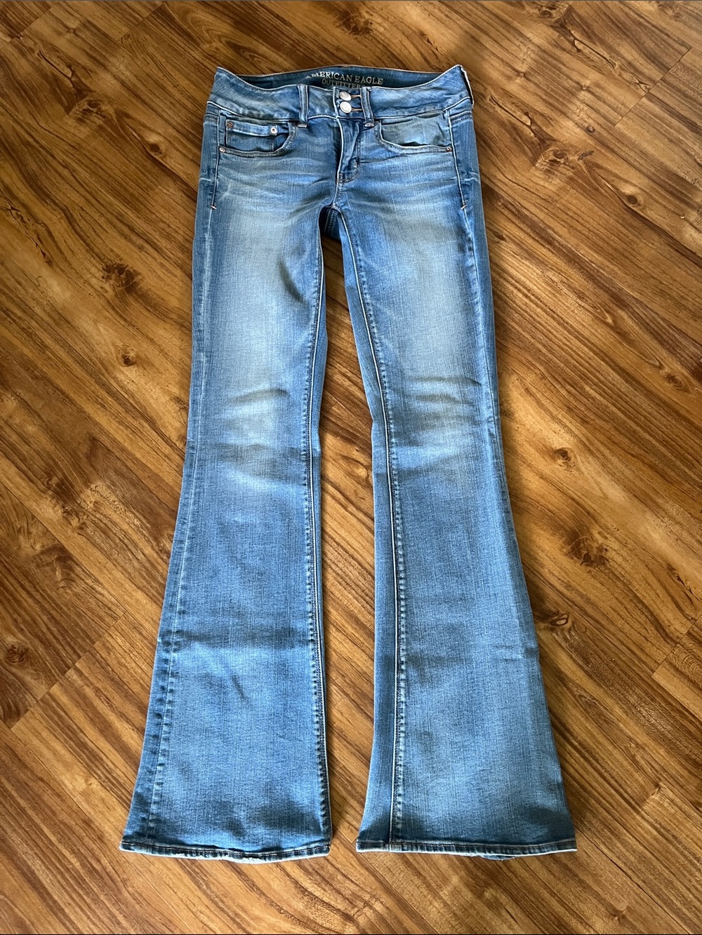 American Eagle Outfitters Light Blue  Super Stretch Flared Jeans- Sz 2 reg
